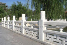 石栏杆防护剂最好多长时间使用一次？